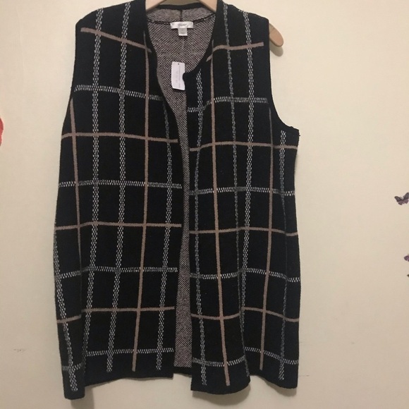 C&B open front plaid plus size sweater vest - Picture 10 of 15
